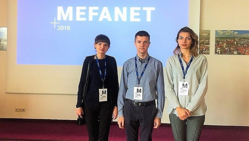 Compartiendo la experiencia de D-PBL dentro de la conferencia MEFANET