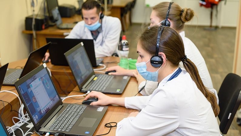Continúan las capacitaciones prácticas de los estudiantes de 4o año